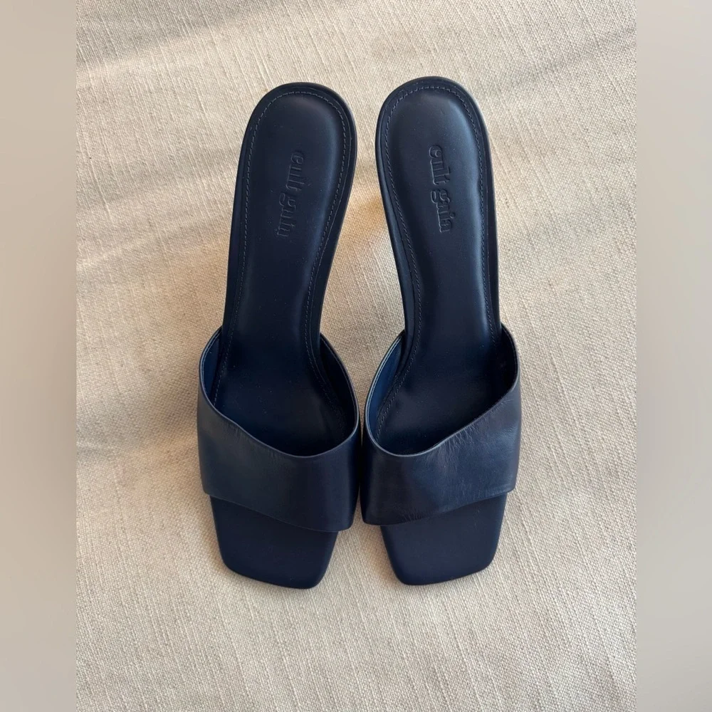 Cult Gaia Gigi Slide Sandal in Navy & Gold